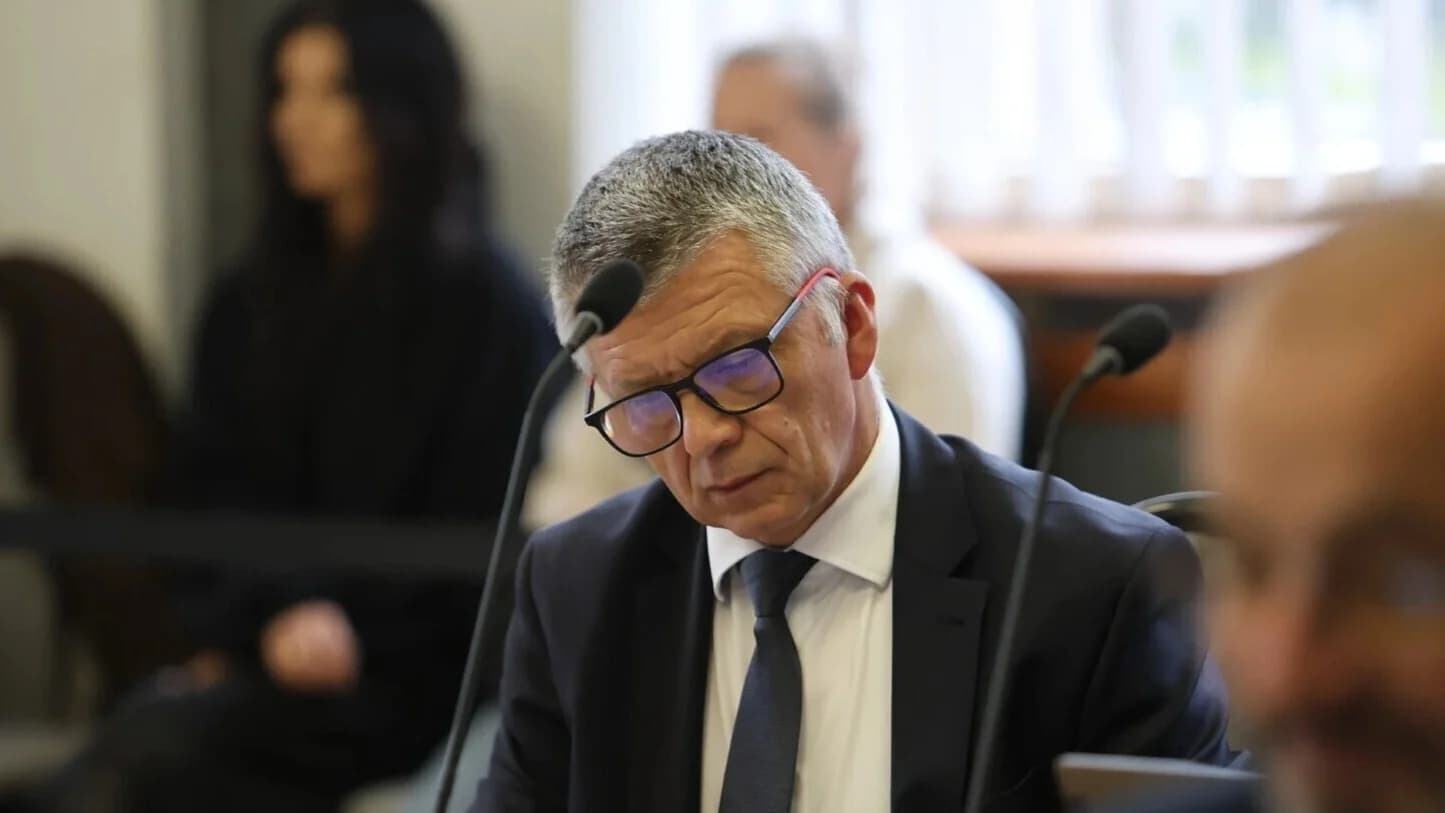Mandat Przemysława Winiarskiego w Piotrkowie Trybunalskim pozostaje nierozstrzygnięty