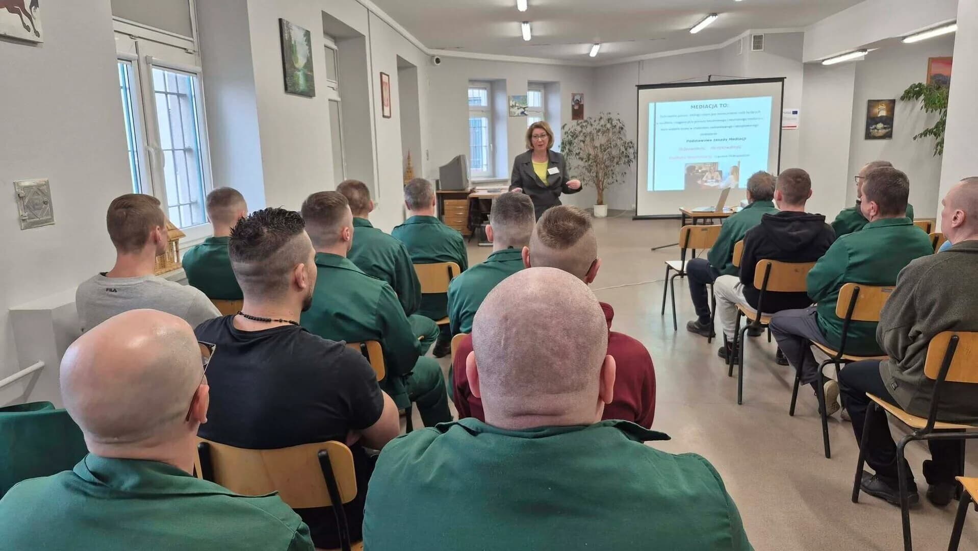 W Areszcie Śledczym w Piotrkowie Trybunalskim zorganizowano spotkanie z mediatorką Mileną Zuchorą-Grzejdziak.